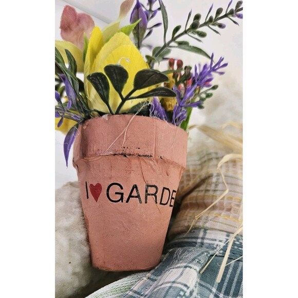 Country Farmhouse Bunny Rabbit Spring Gardener - Picture 6 of 10